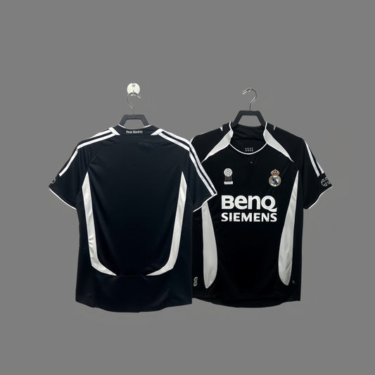 2006 Real Madrid's second away retro classic jersey Raul Ronaldo Beckham football uniform